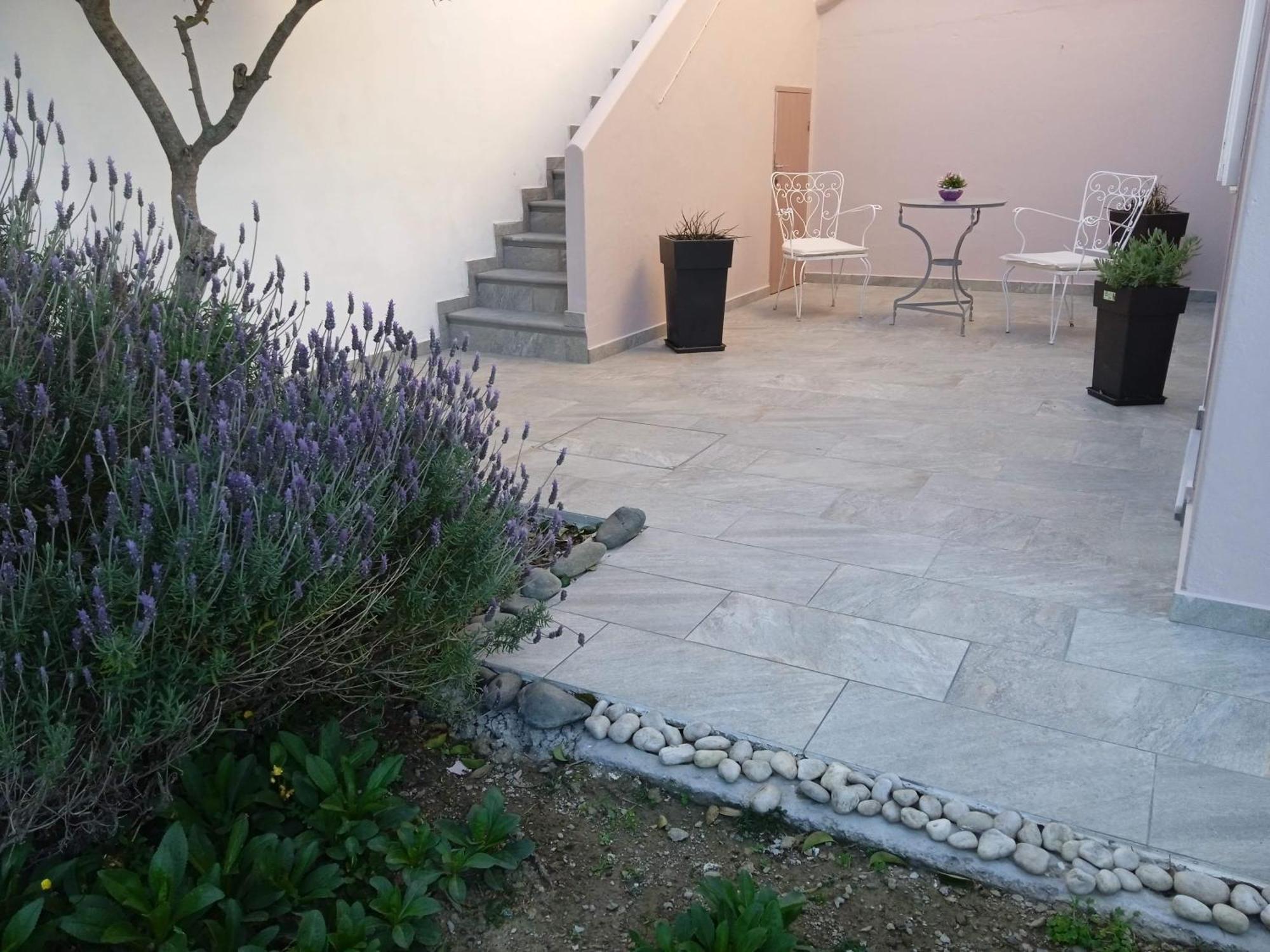 Andros Lighthouse Apartments Mesaria  Esterno foto